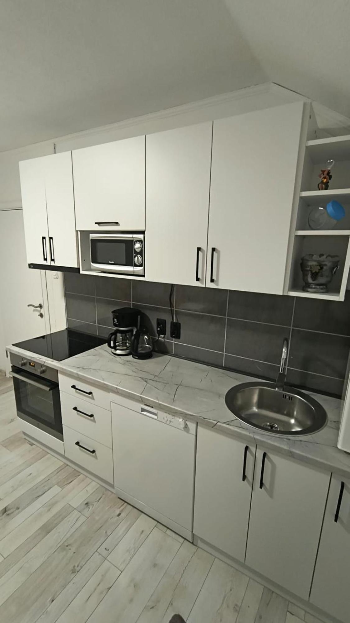 Apartment Gradina Korenica Eksteriør bilde